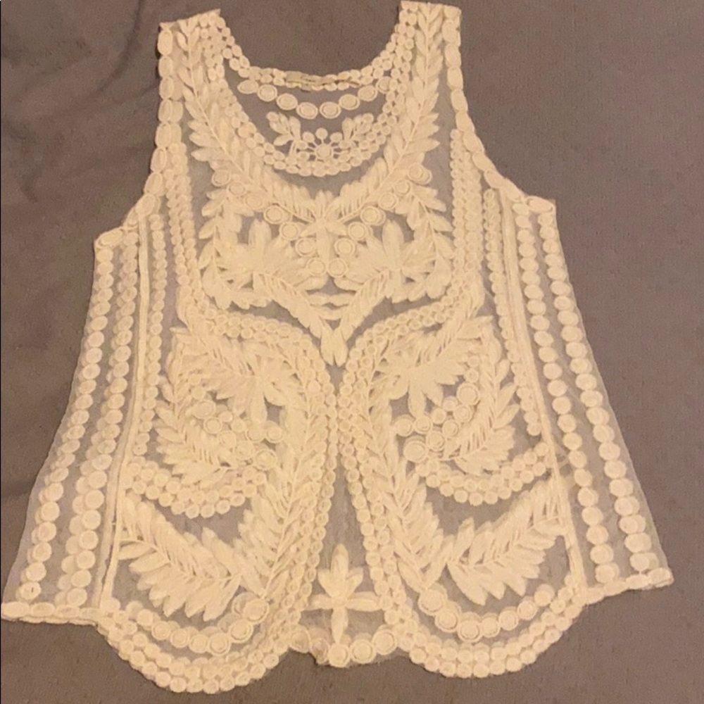 NWOT Capri Embroidered Tank